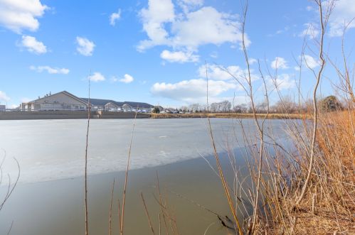 657 Pheasant Trl, Saint Charles IL  60174-8849 exterior