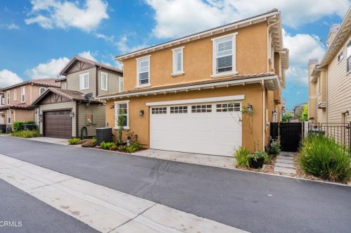 1404 Donegal Way, Oxnard CA  93035-1442 exterior