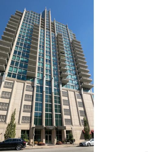 4909 Laclede Ave, Saint Louis, MO 63108-1426