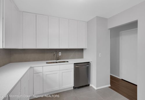 41 Beam Ave, Jackson Twp NJ  08527-2506 exterior