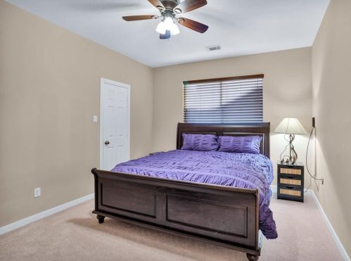 11 Greenview St, Montgomery TX 77356-8456 exterior