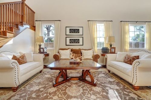 12612 Sierra Creek Dr, Riverside CA 92503-8453 exterior