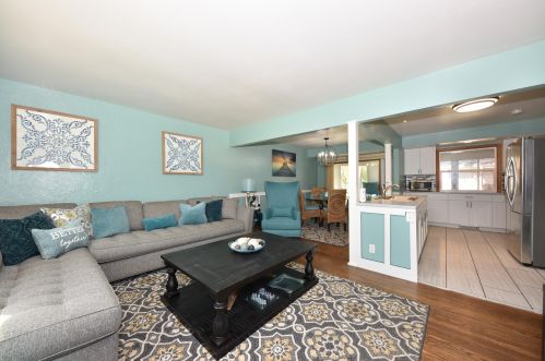 5606 Prt Ave, Milwaukee WI 53223-4121 exterior