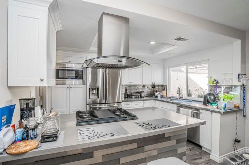 2720 Torrey Pine Dr, Fullerton CA  92835-2848 exterior