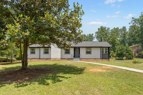 1922 Jacolyn Pl, Atlanta GA  30329-3316 exterior