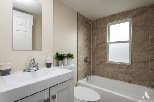 12445 Parnell Ave, Chicago IL  60628-7121 exterior