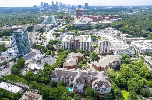 50 Biscayne Dr, Atlanta GA  30309-1078 exterior