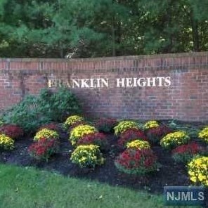 2086 Drake Ct, Mahwah NJ  07430-3803 exterior