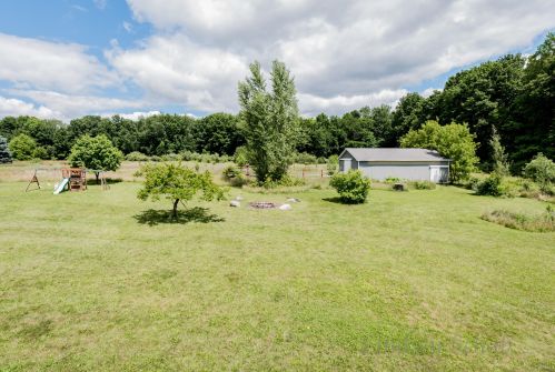 2979 Wiersma, Cedar Springs MI 49319-8660 exterior