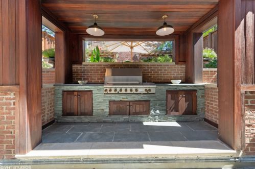 1845 Orch St, Chicago IL 60614-5106 exterior