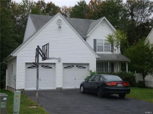 338 Angelo Dr, Montgomery, NY 12549-1600