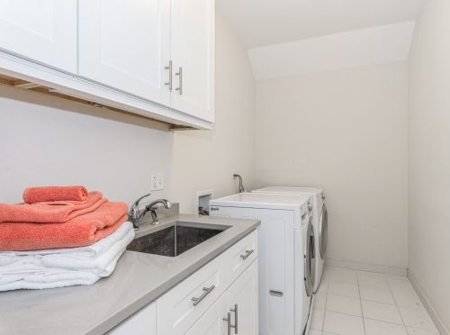 4123 Ridgeway Ave, Chicago IL 60618-2120 exterior