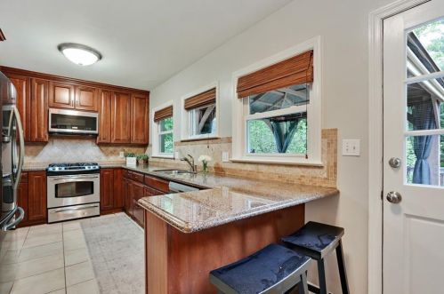 1192 Citadel Dr, Atlanta GA  30324-3816 exterior