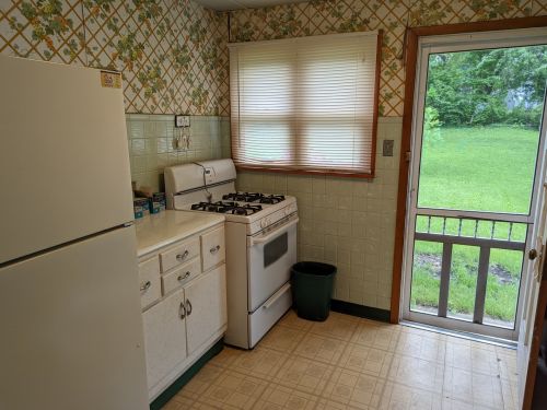 7609 Ctr Dr, Bull Valley IL 60097-9261 exterior