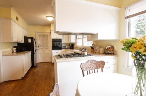 6688 Brandon Ml Rd, Atlanta GA 30328-2031 exterior