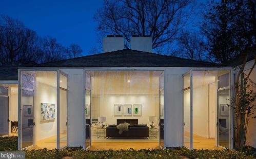 7710 Georgetown Pike, Mc Lean, VA 22102-1431