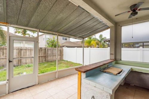 8619 Sandy Pln Dr, Riverview FL 33578-8616 exterior