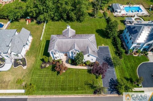 15 Ten Eyck Pl, Edison, NJ 08820-3206