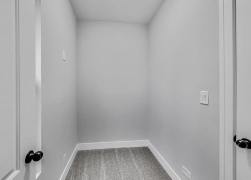 245 13 Ave, Broadview IL 60153-1407 exterior