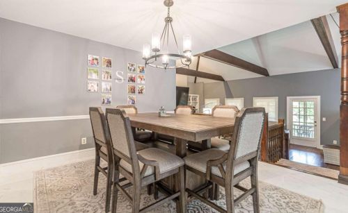 1620 Chevron Way, Atlanta GA  30350-4430 exterior