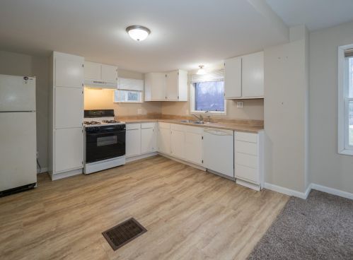 10616 Oakland Dr, Kalamazoo MI 49024-6681 exterior