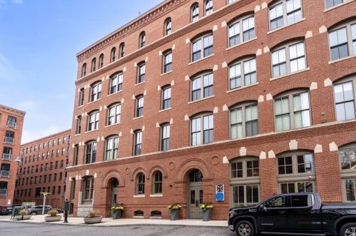 35 Channel Ctr St, Boston MA exterior