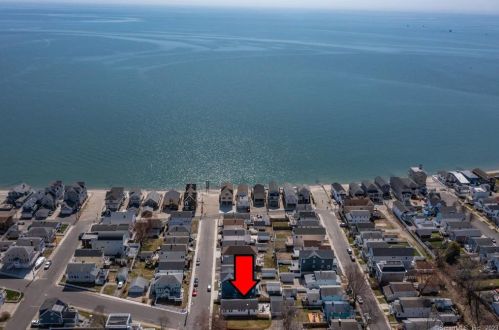 25 Westland Ave, Milford, CT 06460-7359