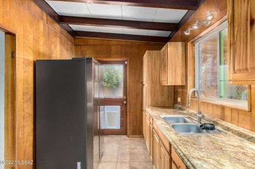 8835 20th St, Tucson AZ  85710-6203 exterior