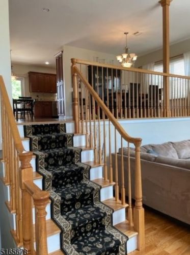 10 Daniel Dr, East Hanover NJ  07936-1336 exterior