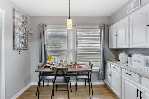 3911 56th St, Milwaukee WI  53220-2632 exterior