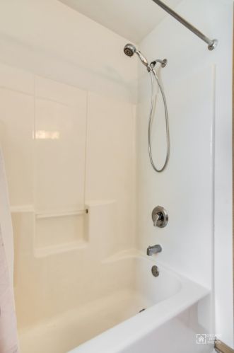 908 40, Chicago IL 60653-2803 exterior