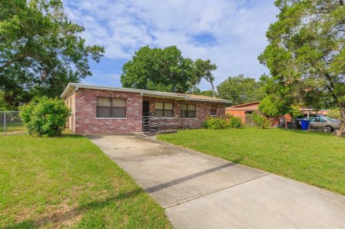 7703 Morning Glory Ln, Tampa, FL 33619-4212