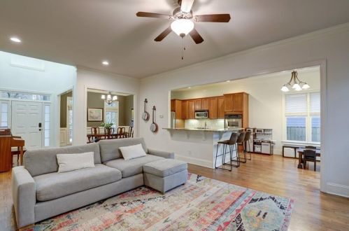 1584 Dresden Dr, Atlanta GA 30341-5263 exterior