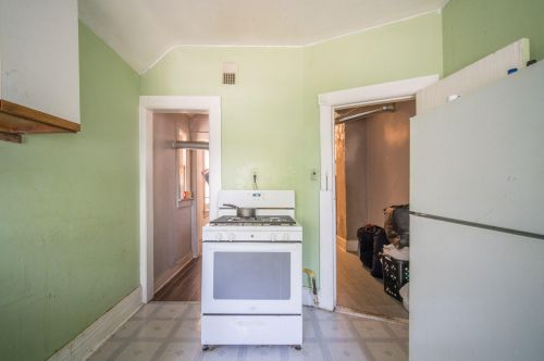 1435 Walker St, Milwaukee WI 53204-2142 exterior