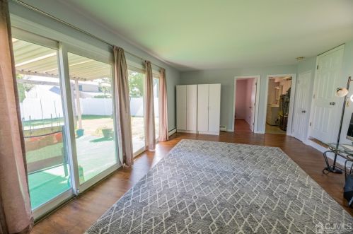 15 Sims Rd, Edison NJ 08817-3034 exterior