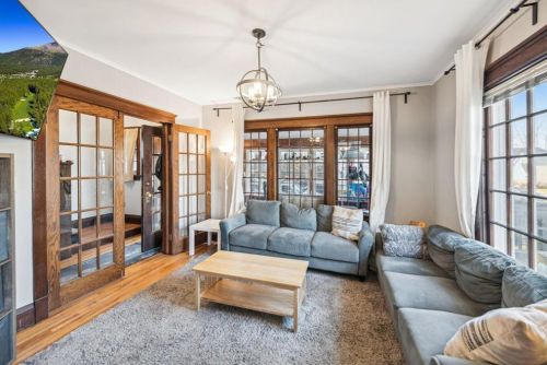 686 Duluth St, Saint Paul MN  55106-4710 exterior