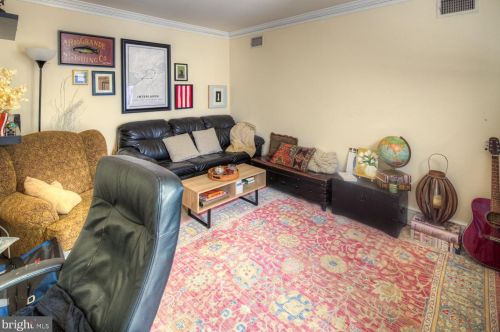 412 Delaware St, New Castle DE 19720-5045 exterior