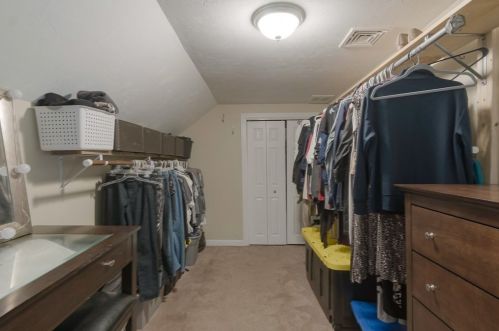 132 Oak St, Taunton MA 02780-4430 exterior