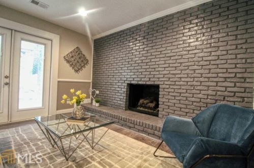 1145 Carlo Wood Dr, Atlanta GA 30331-7344 exterior