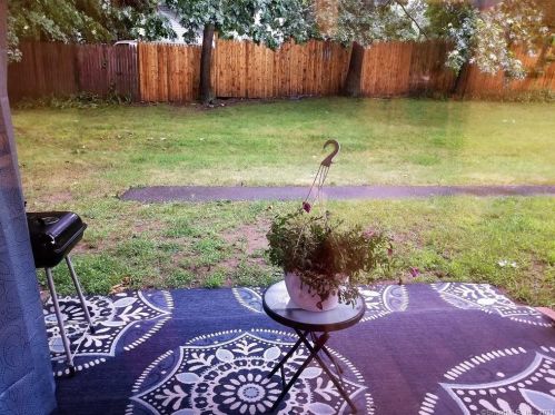 173 Spruce St, Manchester CT  06040-6175 exterior