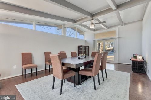 8708 Camden St, Alexandria VA 22308-2318 exterior