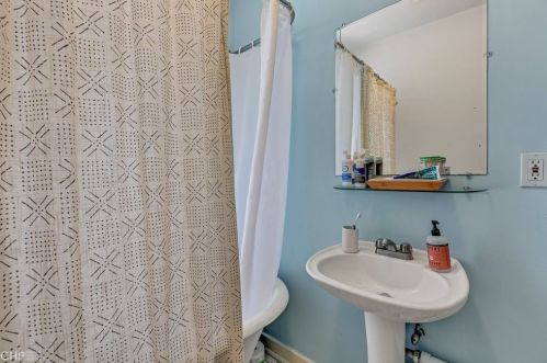 1629 Julian St, Chicago IL 60622-2233 exterior