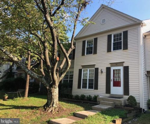 28 Capricorn Ct, Rockville, MD 20855-2566