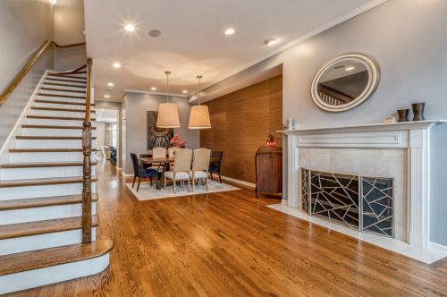 2632 Paulina St, Chicago, IL 60614-1018