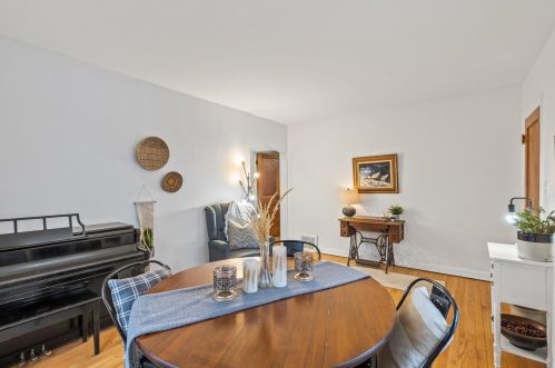 3751 85th St, Milwaukee WI  53222-2823 exterior