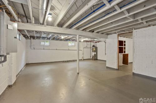 54 Howard Ave, Edison NJ  08837-3432 exterior