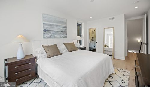 1834 Swann St, Washington DC  20009-5505 exterior