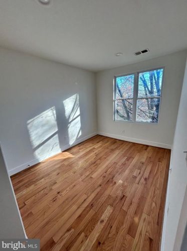 58 Galveston Pl, Washington DC 20032-2049 exterior