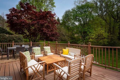 102 Kelly Ln, Media PA 19063-2018 exterior