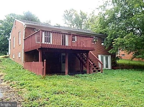 2558 Hillside Dr, Huntingtown MD 20639-9409 exterior